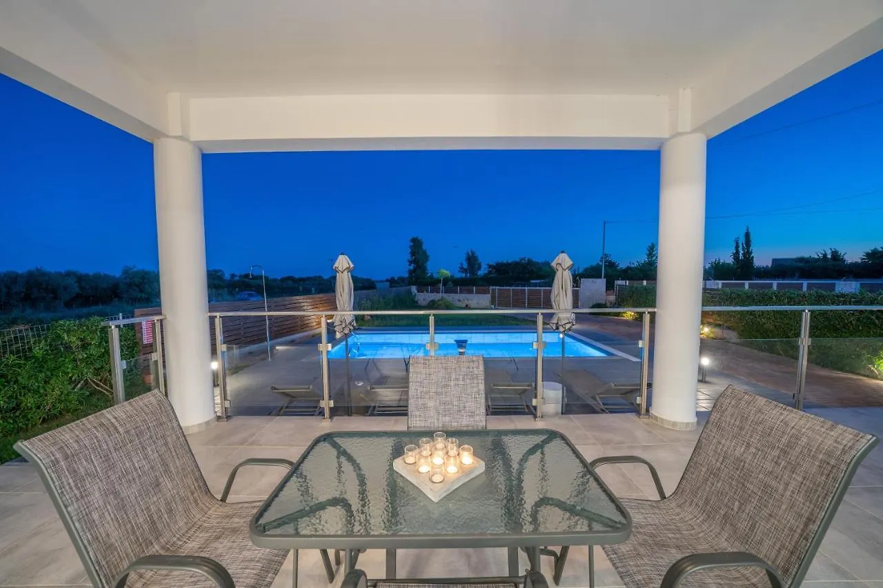 Artemon New Luxury Villa Skala
